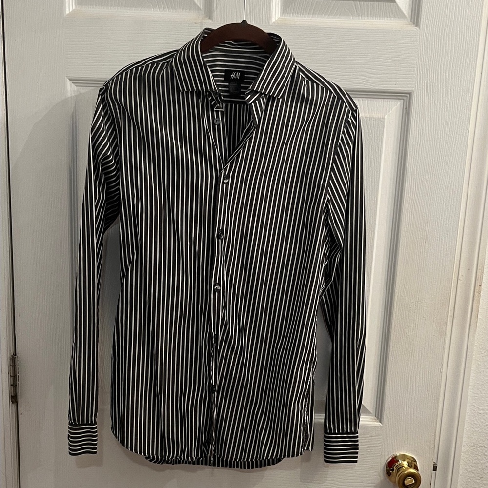 H&M Men's Striped Dress Shirt - Dark Gray and White